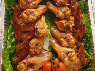 Куриные крылышки, ножки горячего копчения