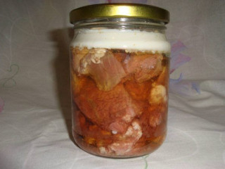 Тушенка Свиная